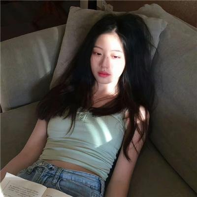 小鱼莉莉